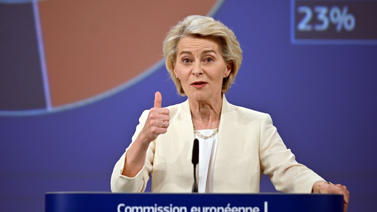 BRUSSELS, BELGIUM - JULY 16: European Commission President Ursula von der Leyen holds a press conference on the 2028-2034 budget in Brussels, Belgium on July 16, 2025. (Photo by Dursun Aydemir/Anadolu via Getty Images)