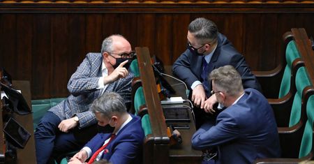 Najnowszy sondaż dla WP. Robert Biedroń niezadowolony