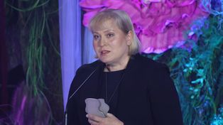 Wygrała nagrodę w kategorii #Wszechmocne dla społeczeństwa. "Nauczyciel nie potrzebuje pomników, lecz szacunku"