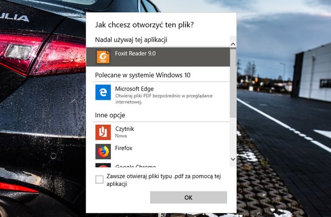 Windows 10 musi upewnić się, że użytkownik woli jednak programy firm trzecich. ;)