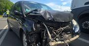Wypadek na ul. Koszalińskiej w Starych Bielicach. Doszło do zderzenia osobówki z busem