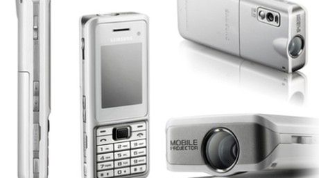 Komórka z projektorem. Nowy koncept 1