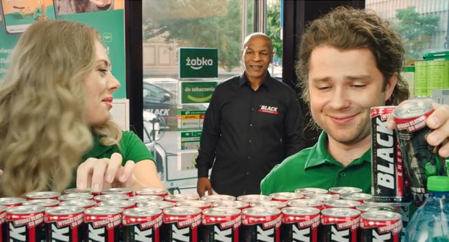 Klienci Żabki mogą w jej sklepach wpłacać pieniądze na kartę