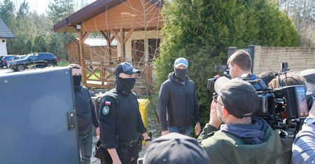 Poseł o akcji ABW. "Nie dziwię się, że środowisko Ziobry zszokowane"