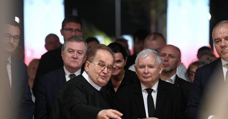Zgłosił szkodę po 10 latach. Dostał 10 mln zł odszkodowania. "Rydzyk był traktowany jak złoty cielec"