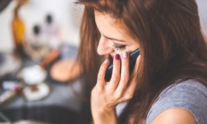 PKO BP ostrzega klientów. Oszuści zaczynają od telefonu