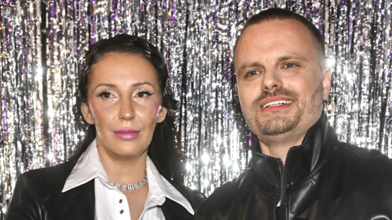 Tak kiedyś wyglądała Dominika Serowska. Do jednej fotki pozowała W SUKNI ŚLUBNEJ