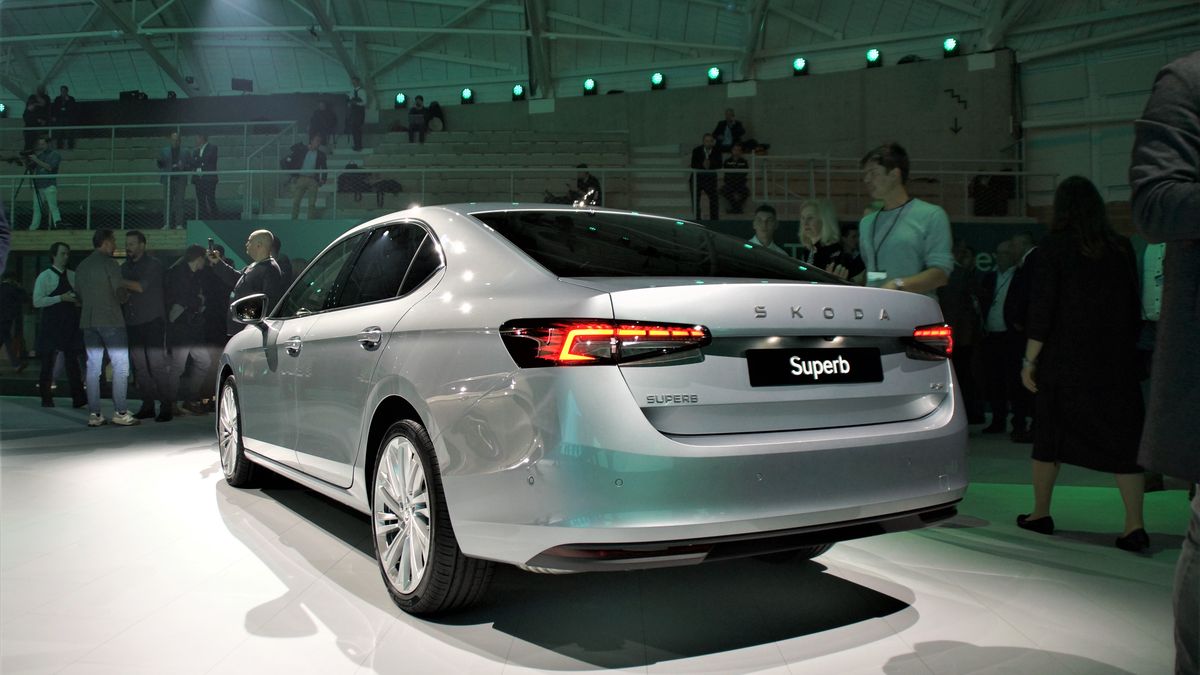 Škoda Superb IV