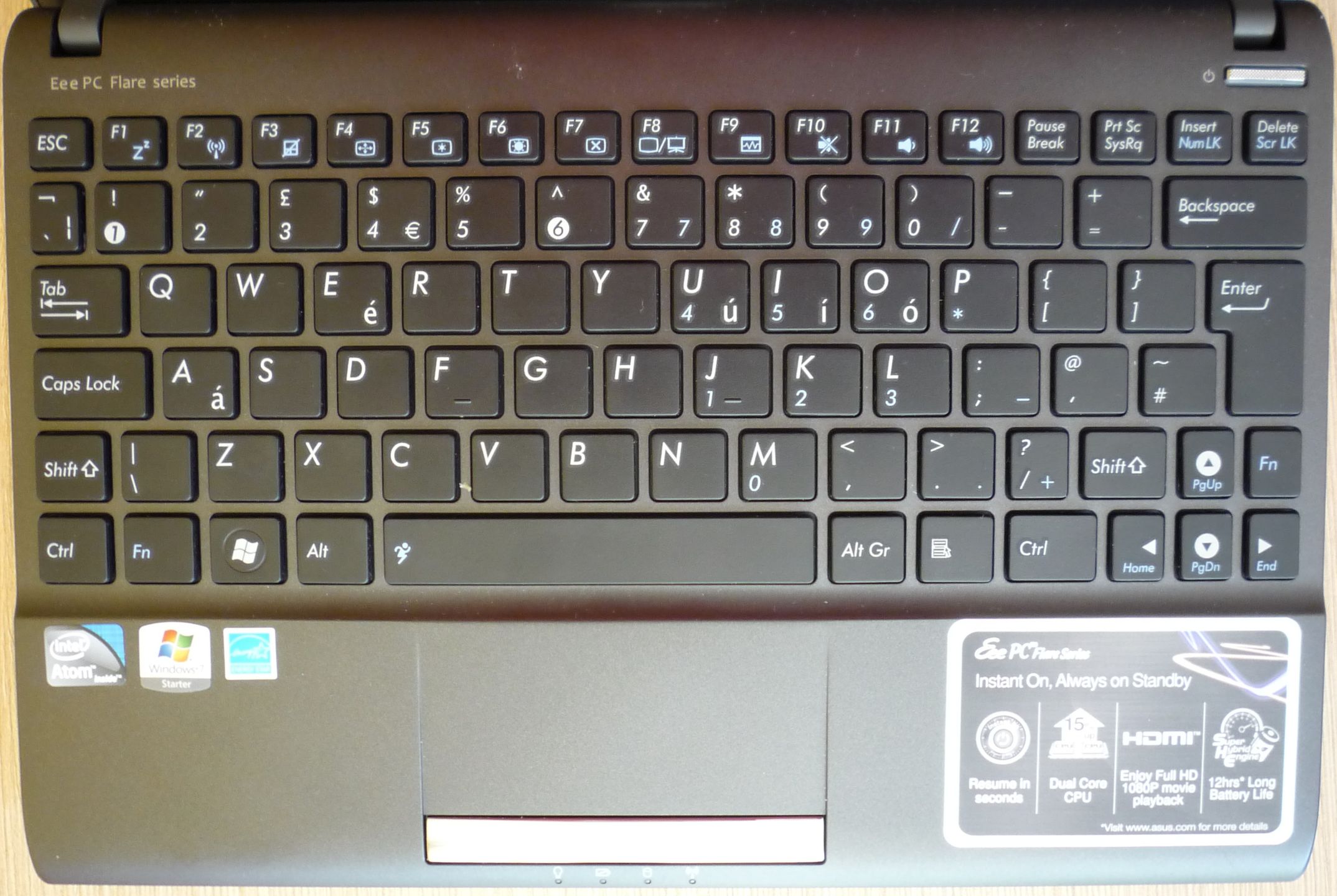 Asus Eee PC 1025C Flare - mikrus z nowym Atomem [test] 8
