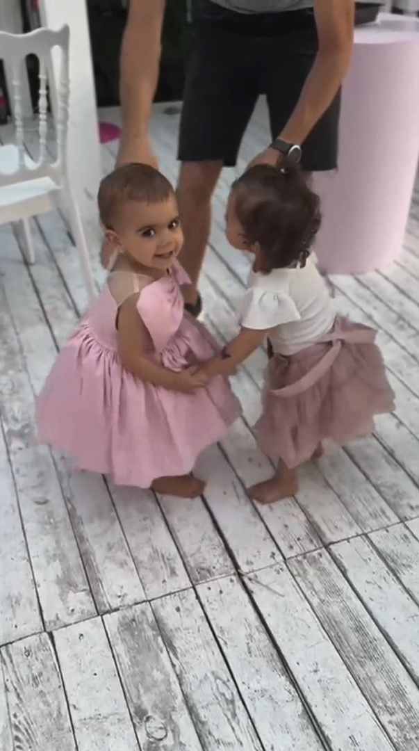 Przyjęcie urodzinowe córek Mai Hyży