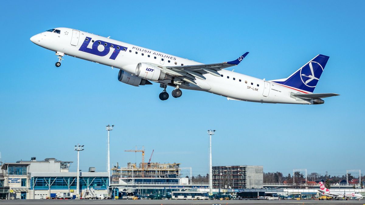 LOT: rejsy z i do Tel-Awiwu zawieszone do końca października 2023