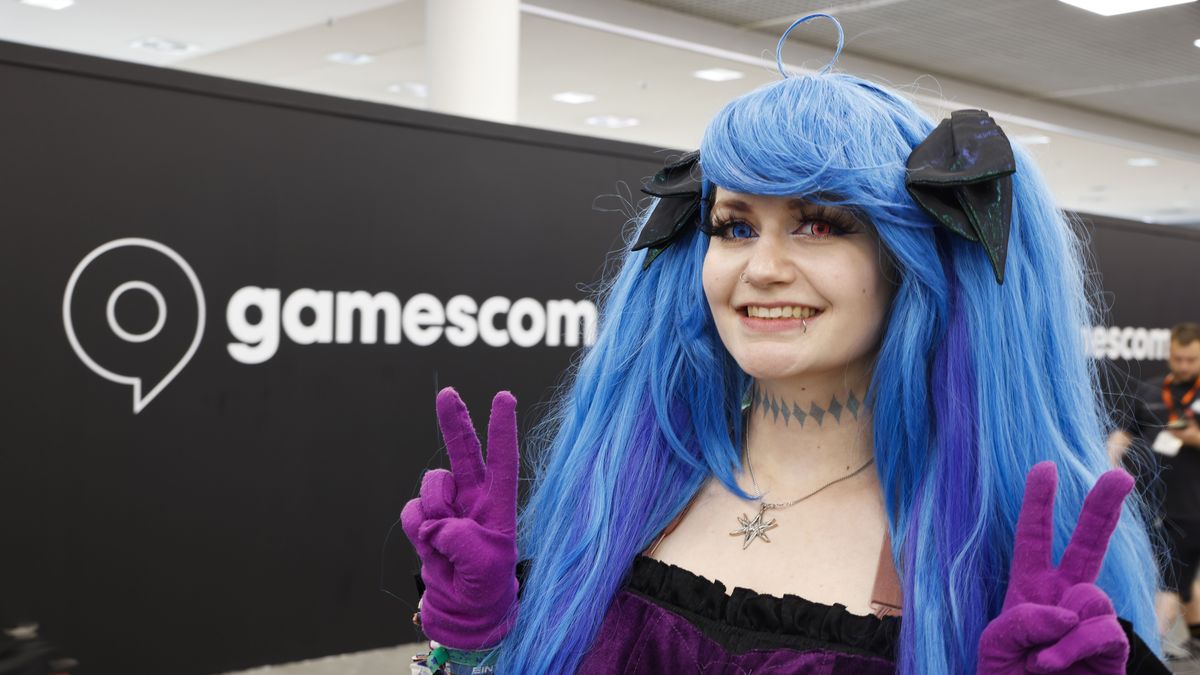 COLOGNE, GERMANY - AUGUST 21: Cosplayer poses during gamescom 2025 at Koelnmesse on August 21, 2025 in Cologne, Germany. (Photo by Franziska Krug/game - Verband der deutschen Games-Branche via Getty Images)