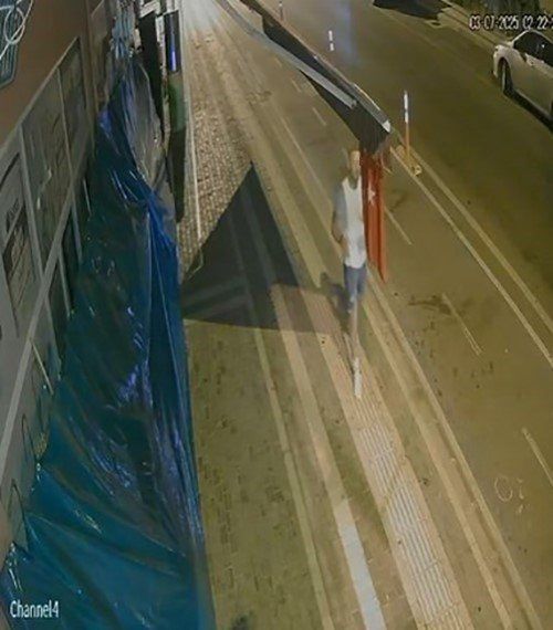 Polaka, zrywającego turecką flagę, zarejestrował monitoring