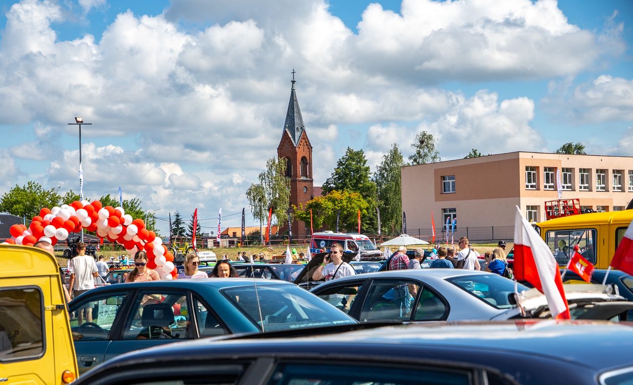 Zacharzyn, Zakręcone Koła PRL vol. 2, samochody z PRL-u