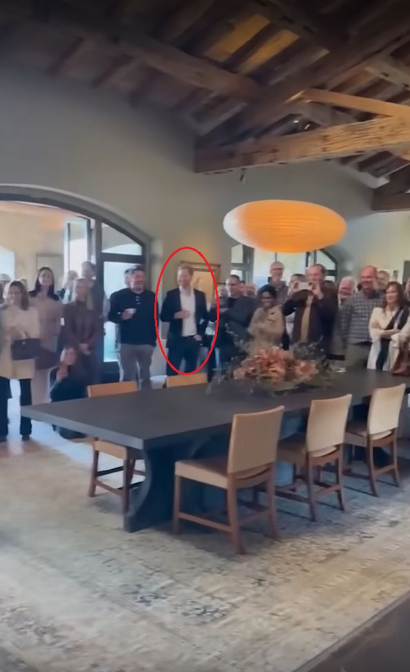 Książę Harry wspiera Ellen DeGeneres i Portię de Rossi podczas odnowienia przysięgi małżeńskiej
