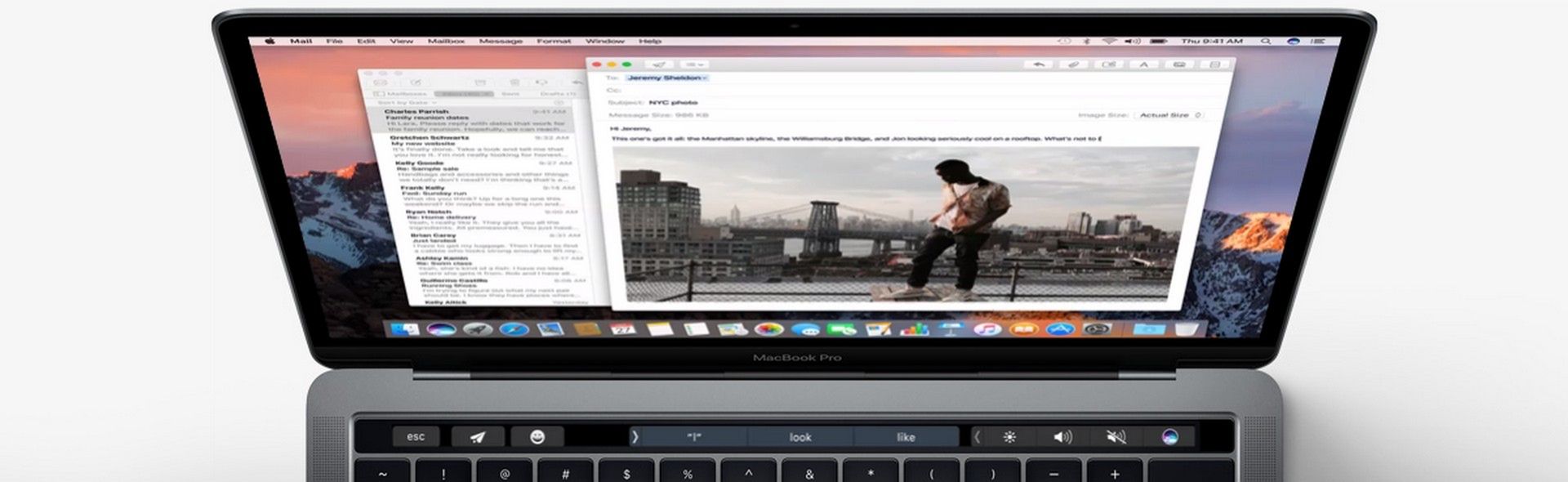 Dotykowe ekrany w laptopach są bez sensu. Apple ma coś znacznie lepszego: Touch Bar 4