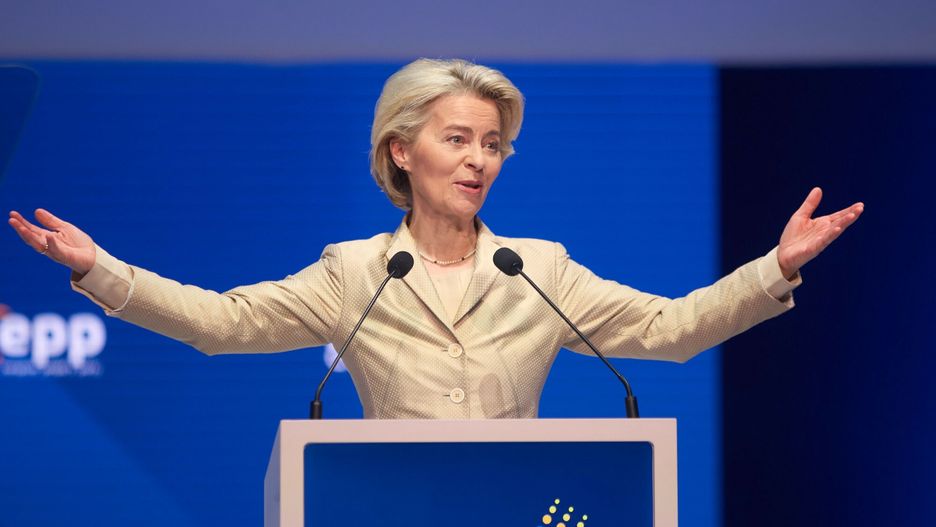 Kongres Europejskiej Partii Ludowej w Bukareszcie
Mandatory Credit: Photo by Lucian Alecu/Shutterstock (14380603g)
Ursula von der Leyen (L), President of the European Commission, give a speech during the second plenary session of 2024 EPP Congress on March 7, in Bucharest. The European People's Party (EPP) confirmed Ursula von der Leyen as its lead candidate for the European Parliament elections in June, seeking a second term at the European Commission.
EPP 2024 Congress, plenary session, day two, Bucharest, Romania - 07 Mar 2024
Lucian Alecu/Shutterstock