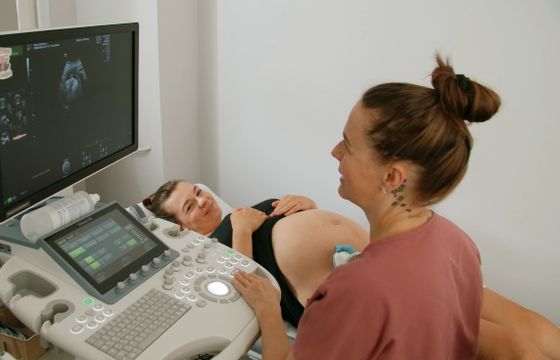 Telewizyjne kamery zajrzą na porodówki. „Sztuka rodzenia” nowością TVN Style