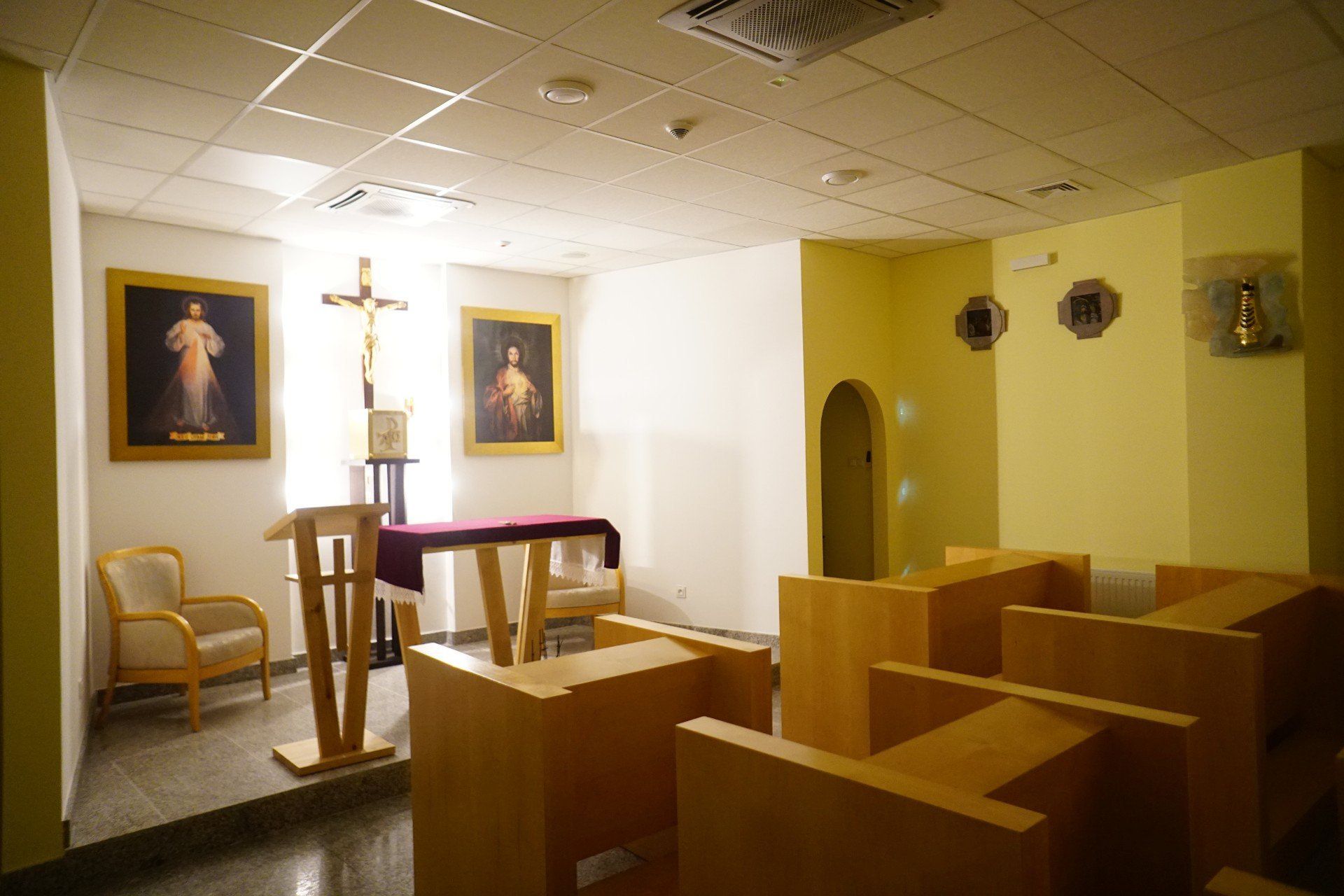 Kaplica na lotnisku w Poznaniu