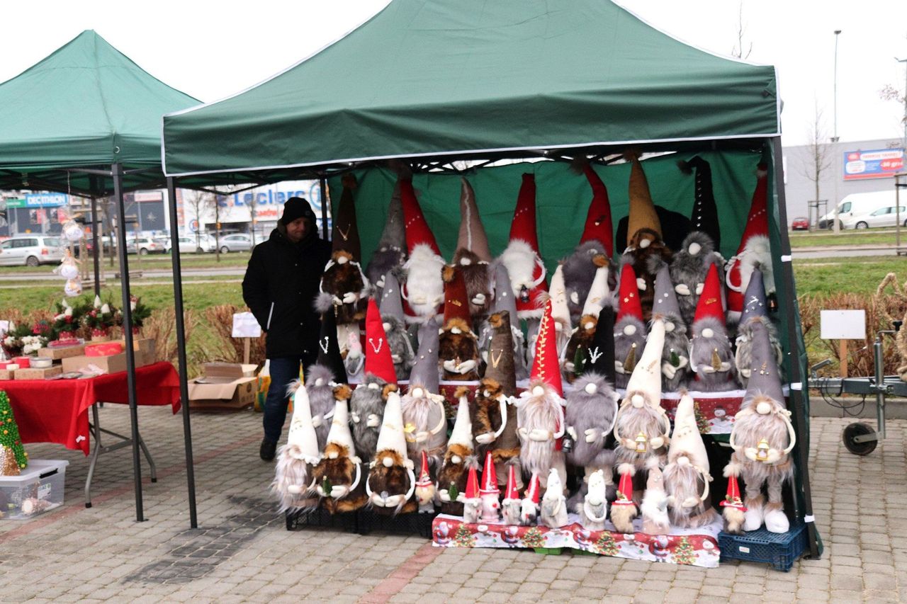 Rzeszów: Co można było kupić na mikołajkowym Podkarpackim Bazarku w Parku Papieskim?