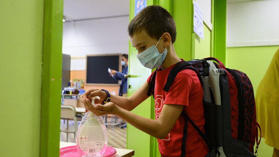 Koronawirus. Zakażenia między dziećmi to 5 proc. zakażeń w UE