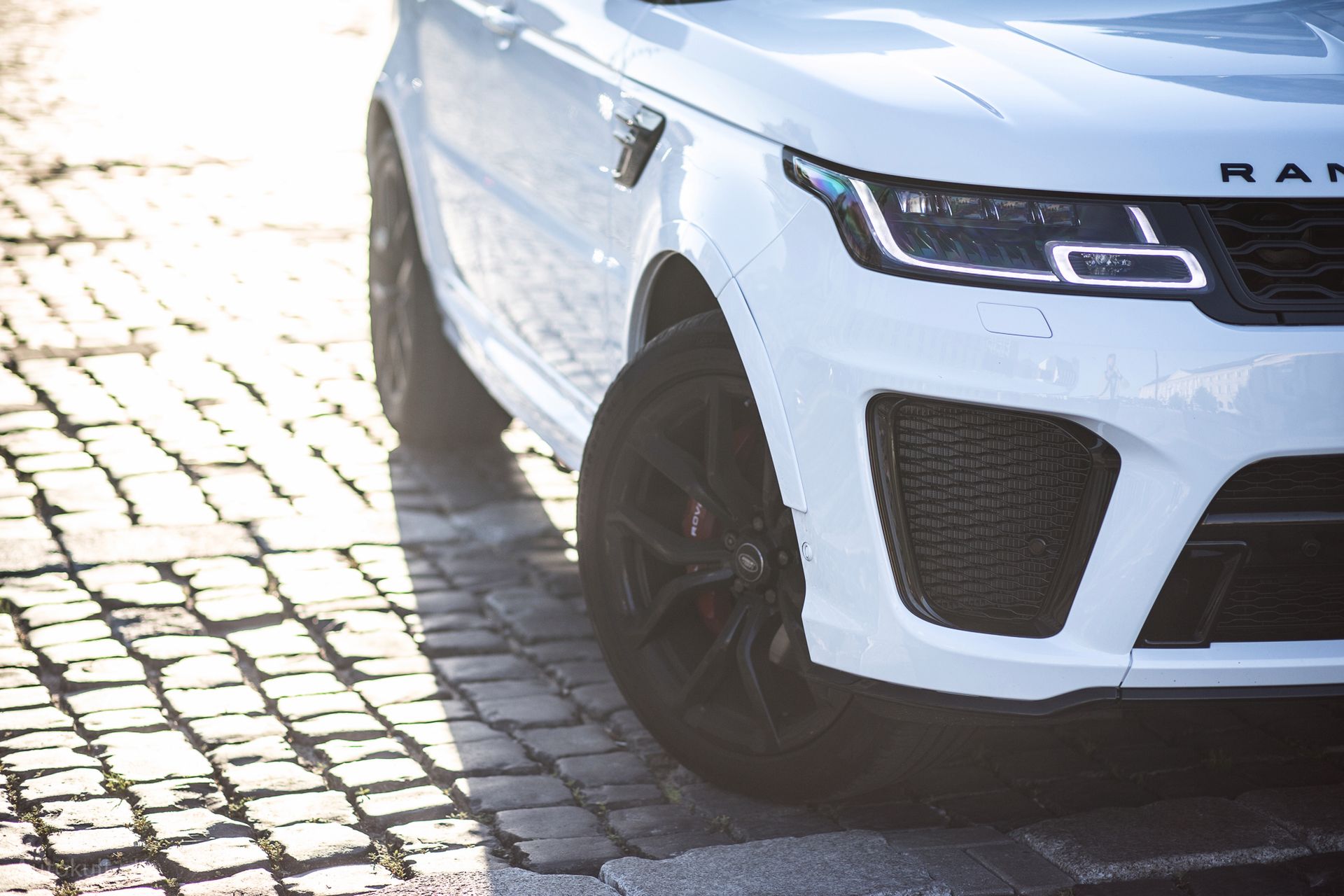 Range Rover Sport SVR (2018) (fot. Mateusz Żuchowski)