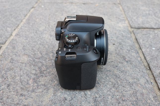 Canon EOS 1300D
