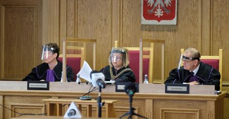 Koronawirus. Sądy wydają miliony na zabezpieczenia sanitarne
