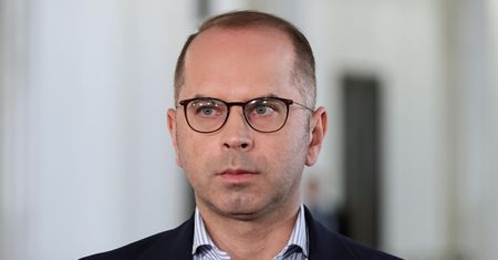 Afera wizowa rozlewa się poza MSZ. Poseł wskazuje kluczową osobę
