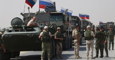Bazy Kremla w Syrii pogrzebane. "Runęło jak domek z kart"