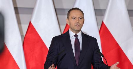 Afera z mieszkaniem. Nawrocki: oddaję je