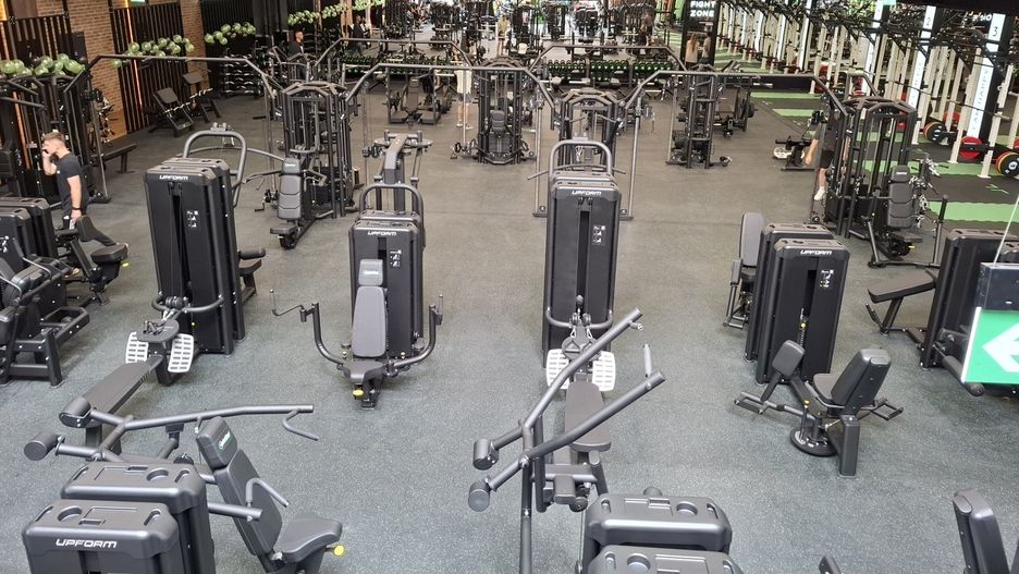 Unikalność technologii Solo Workout polega na tym, że system działa z dowolnymi maszynami siłowymi - niezależnie od producenta.