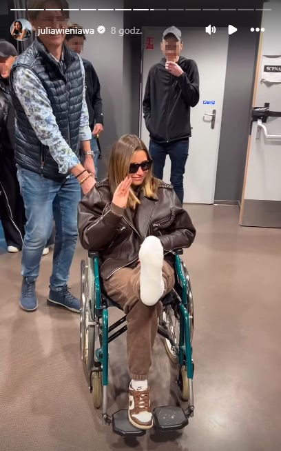 Julia Wieniawa kontuzjowana. Wiemy, jak do tego doszło