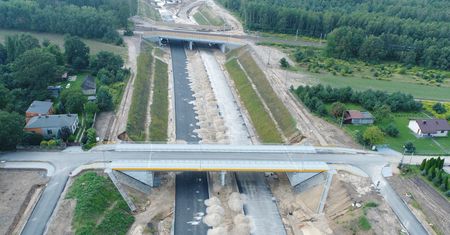Firma z Chin kończy budowę S14. Efekt może jednak rozczarować. Na życzenie rządu