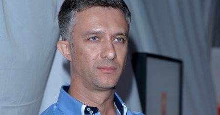 "Uratowało mnie 10 cm". Niedawno otarł się o śmierć