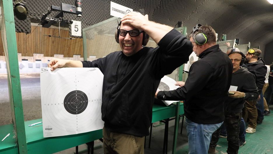 Zawody strzeleckie o Puchar Niepodległości w lubelskim klubie &#34;Snajper&#34;
