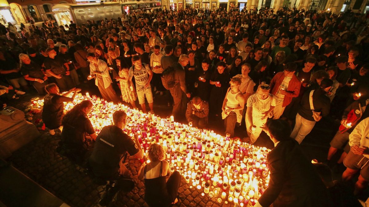 Żałoba po strzelaninie w Grazu