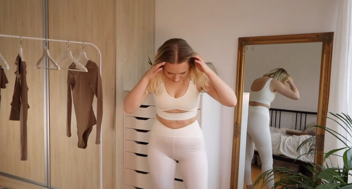Youtuberki recenzują markę odzieżową Julii Wieniawy
