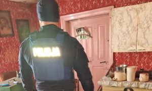Martwił się o sąsiadkę. To policja zastała w jej domu