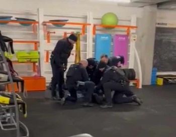 52-latek zatrzymany na siłowni. Rozpoznał go policjant