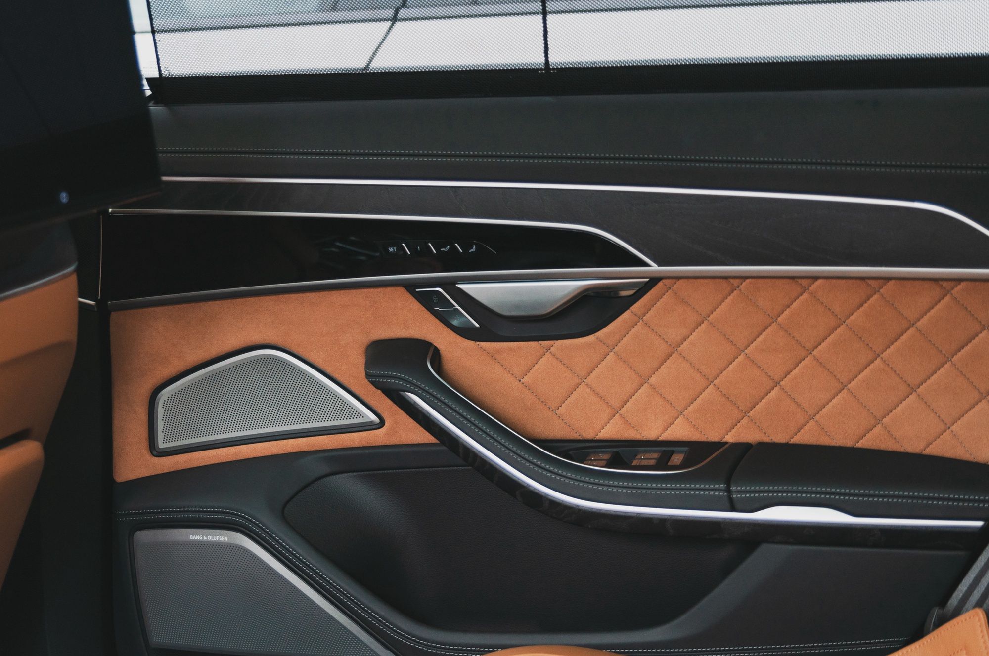 Audi A8 L 60 TFSI e Quattro (2025)