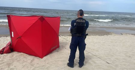 Tragedia nad morzem. Utonęła na oczach męża