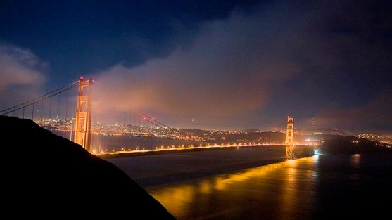 Poklatkowy portret mglistego San Francisco [wideo] 1