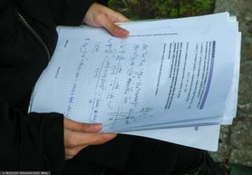 Takie hasła wyszukiwali uczniowie przed maturą z matematyki. Szukali przecieków?