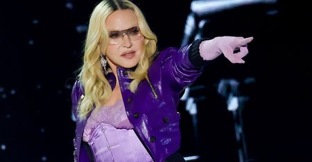 Madonna apeluje o pomoc. Zniknęły cenne stroje
