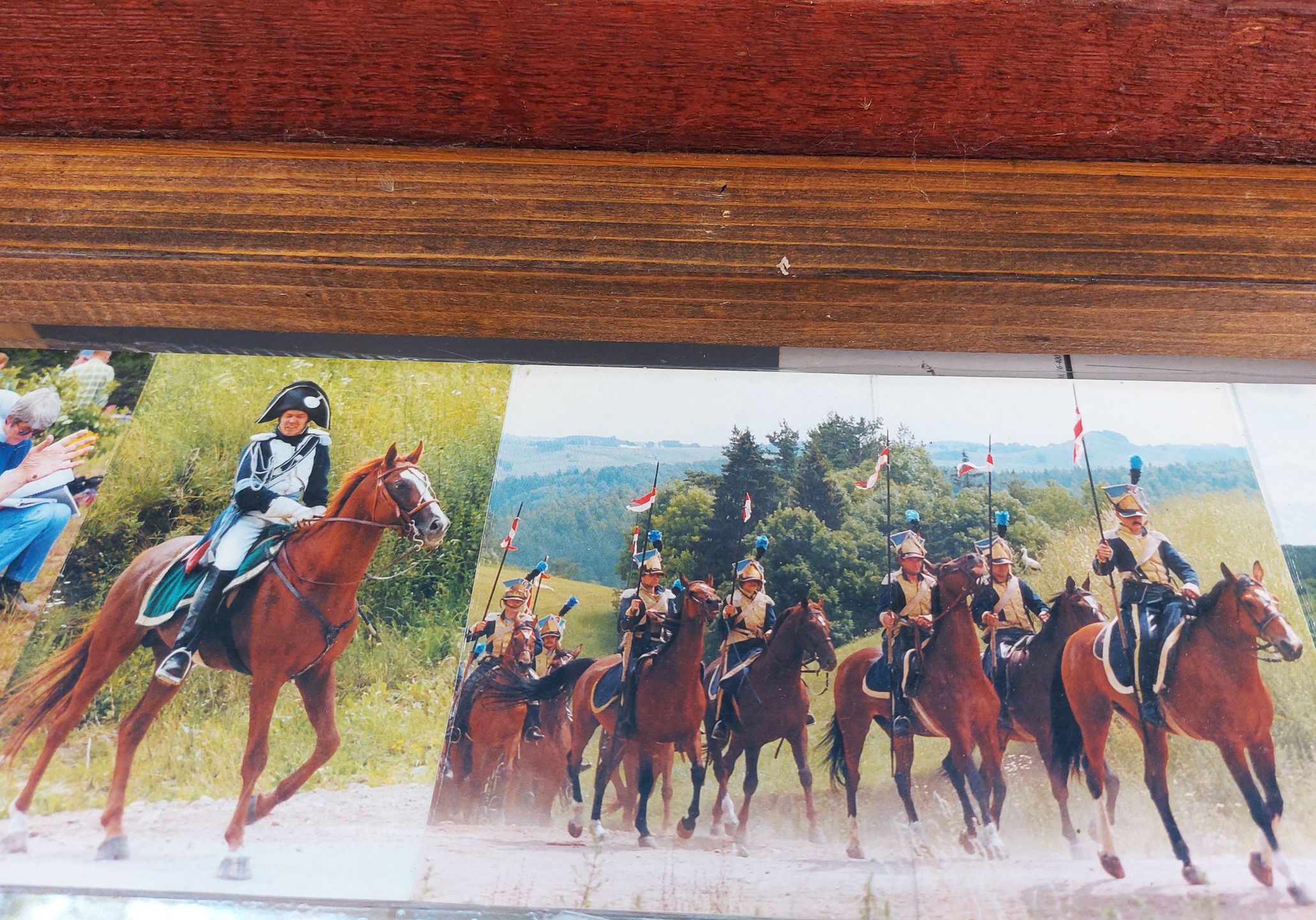 fotosy z planu "Pana Tadeusza" umieszczone przy kasie