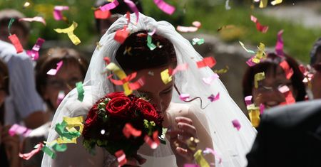 Zliczyła koperty po ślubie. "78 osób i 6 tys. złotych. Uważam, że to kpina"