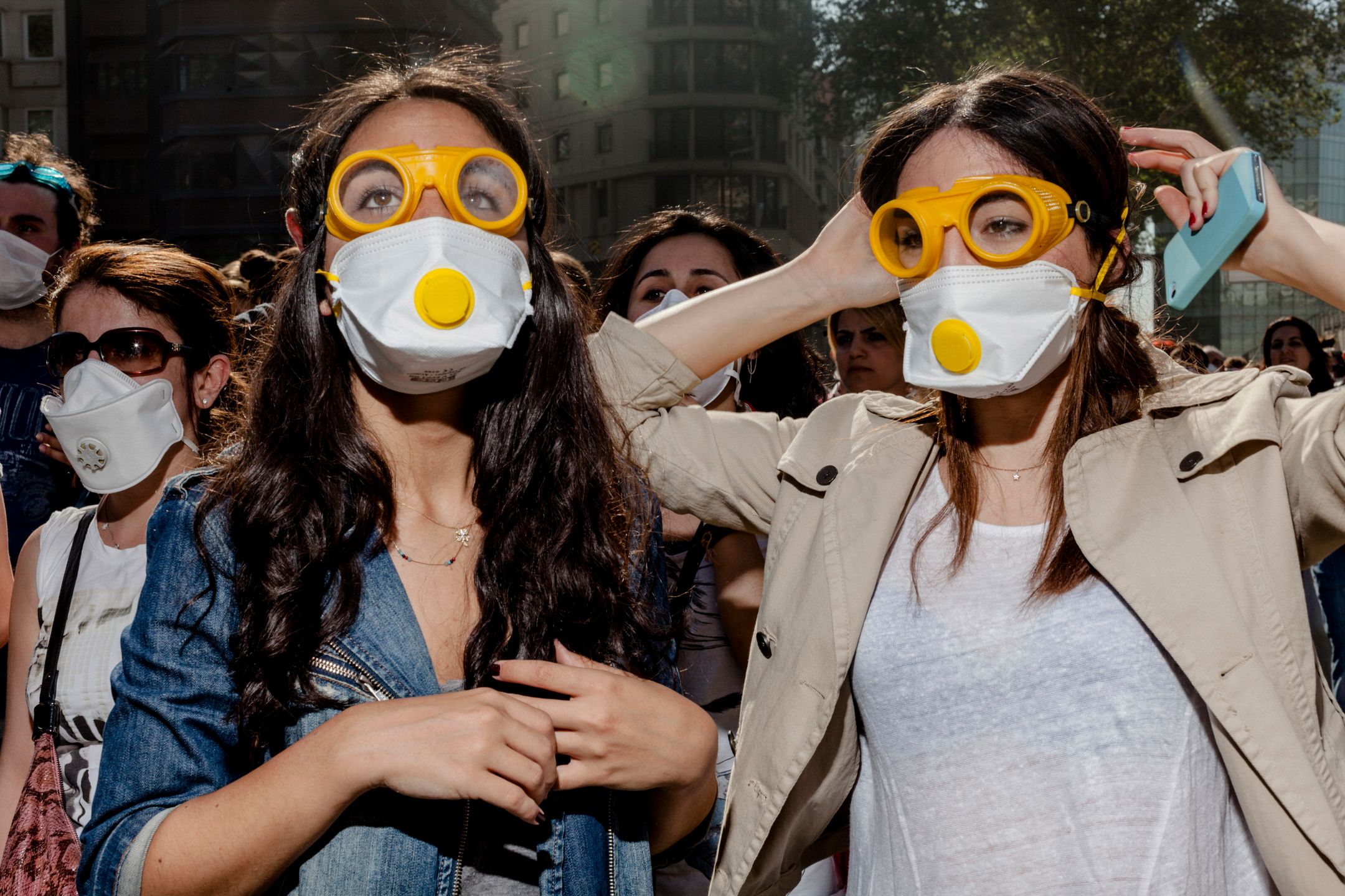 Sara Naomi Lewkowicz zdobyła nagrodę L’Iris d’Or w Sony World Photography Awards 2014 13