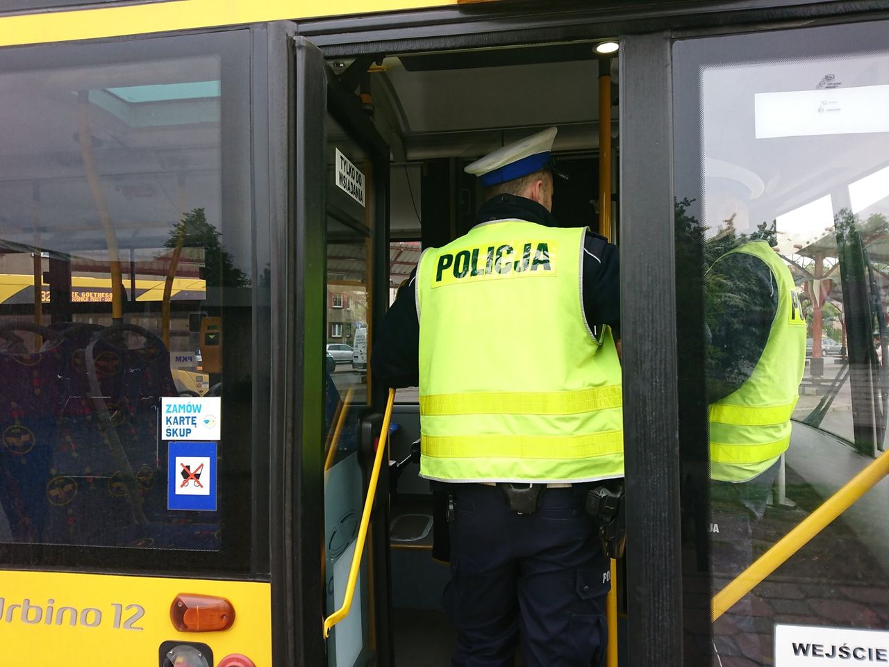 Dąbrowa Górnicza. Pijany kierowca autobusu potrącił kobietę. Wydmuchał 3 promile