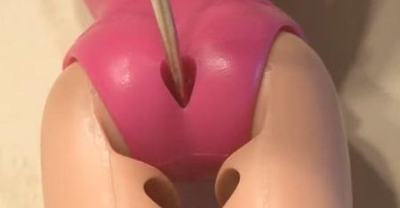 Lalka Barbie w końcu została zhakowana [wideo]